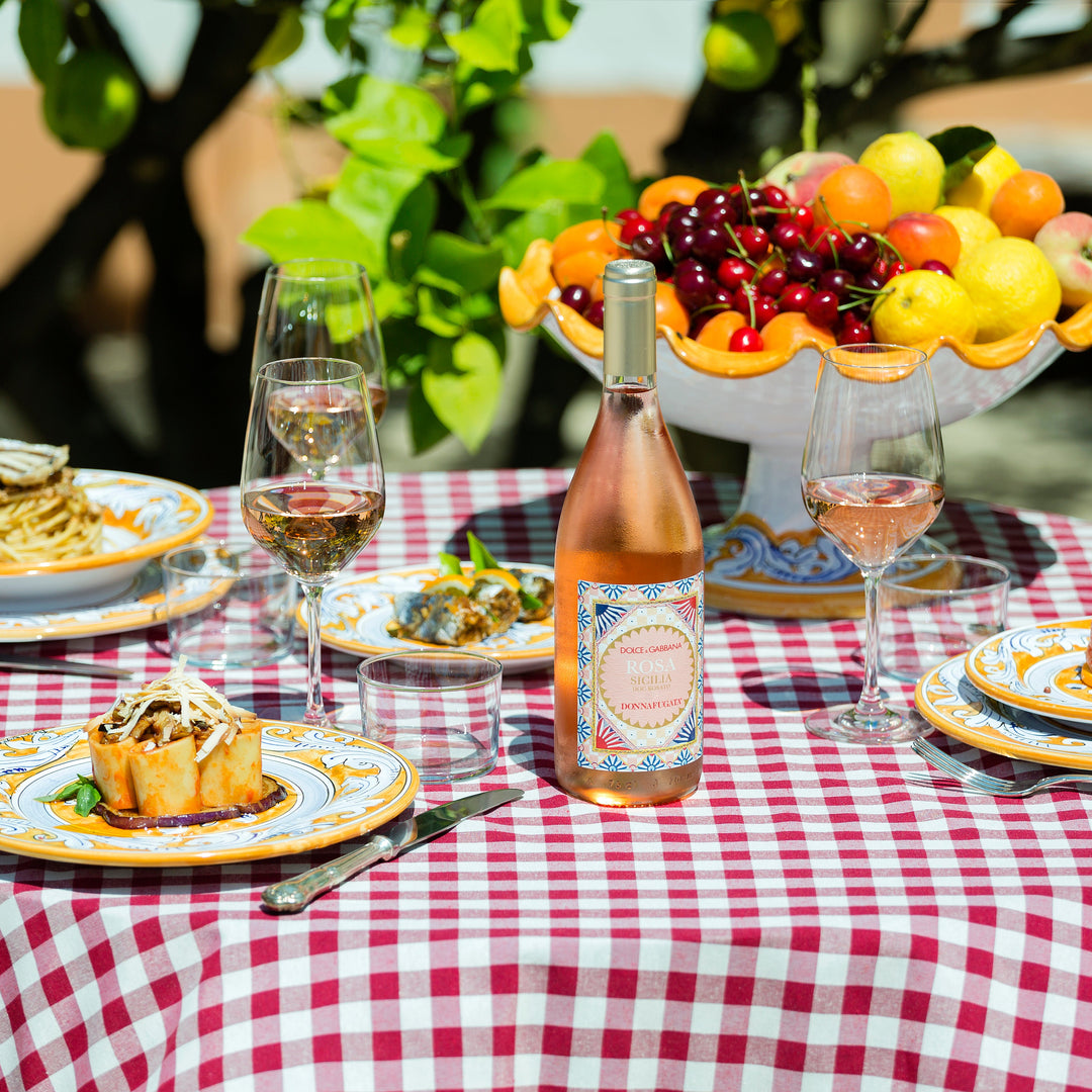 Rosato aus Sizilien zu leichten Sommergerichten