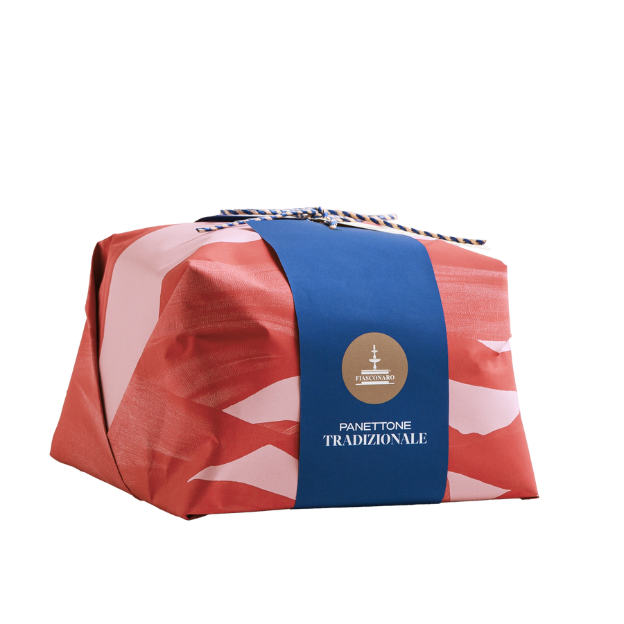 Klassischer Fiasconaro Panettone Tradizionale mit Rosinen und kandierten Orangen, handverpackt aus Sizilien.